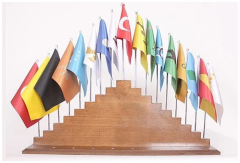 17'li Eski Türk Devletleri Bayrak Seti (Ahşap Kaideli)