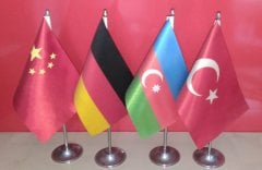 Masa Türk Bayrağı